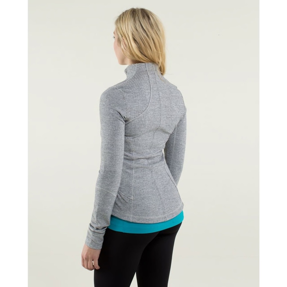 EUC Lululemon Forme Jacket II *Textured - Picture 7 of 10